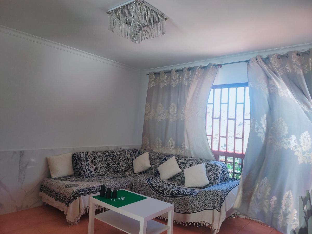 Big Villa Puerto Rico With Heated Saltwater Jacuzzi Pool & Bbq & Private Parking Exterior photo