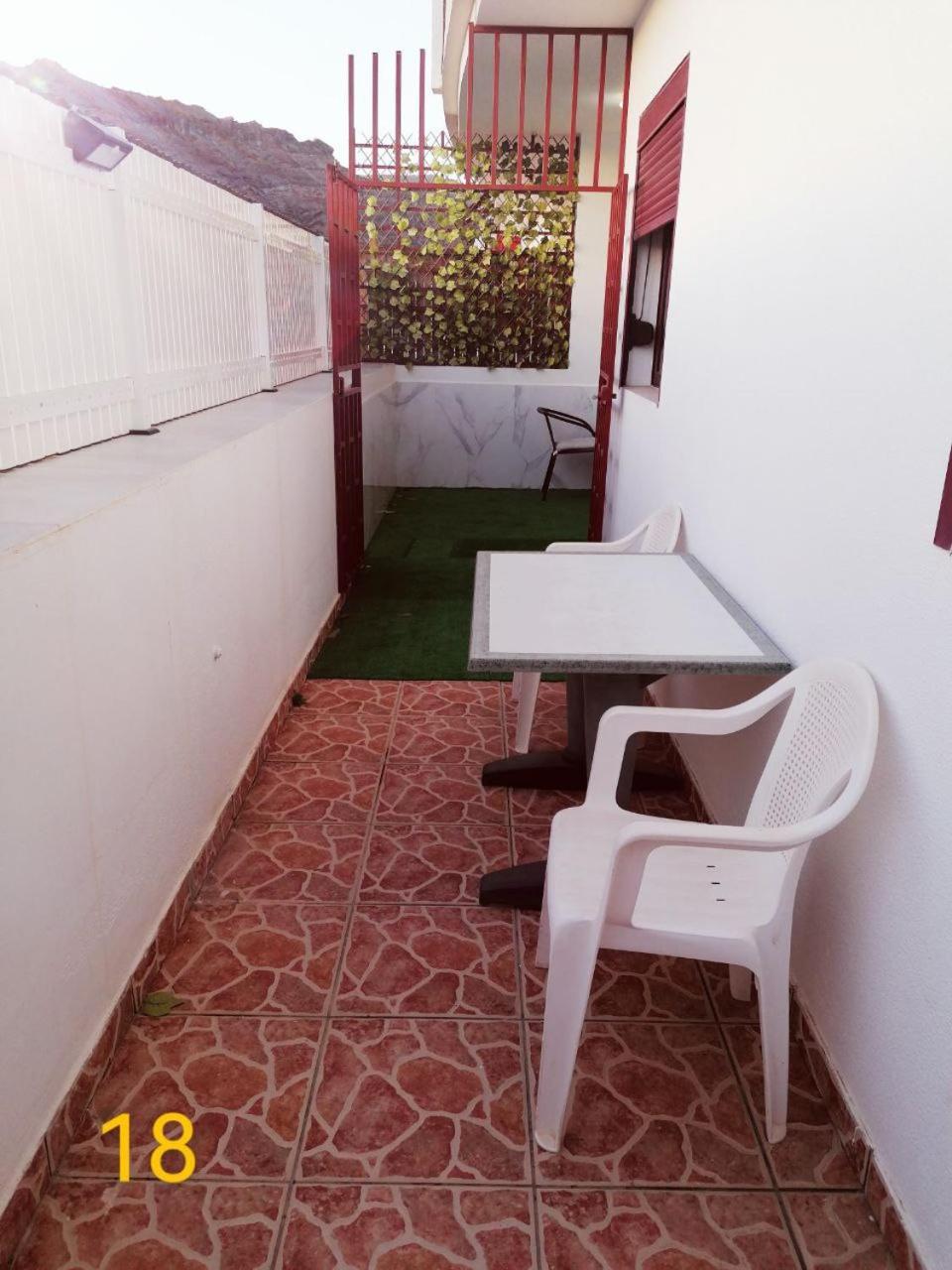 Big Villa Puerto Rico With Heated Saltwater Jacuzzi Pool & Bbq & Private Parking Exterior photo