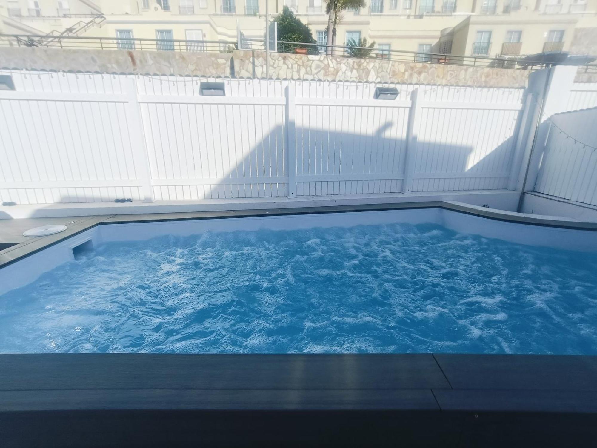 Big Villa Puerto Rico With Heated Saltwater Jacuzzi Pool & Bbq & Private Parking Exterior photo